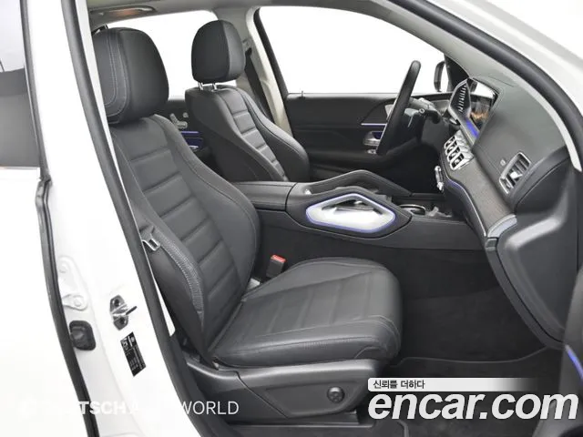 Mercedes-Benz GLE-Class — Фото автомобиля 10