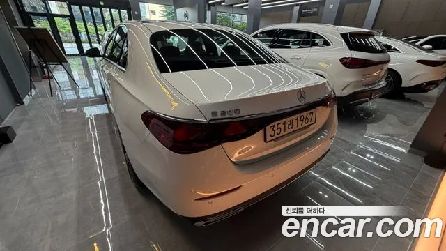 Mercedes-Benz E-Class W214 — Фото автомобиля 3