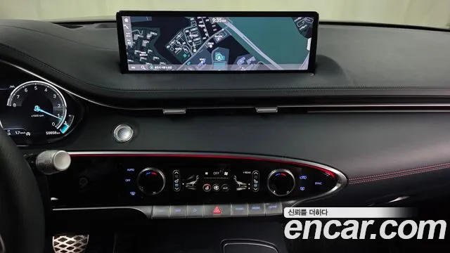 Genesis GV70 — Фото автомобиля 13