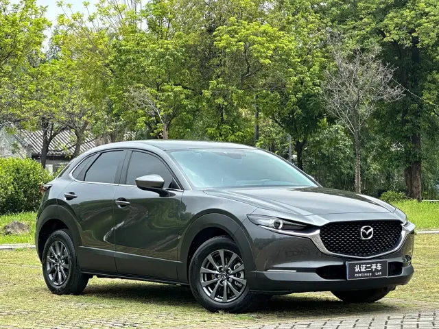 Mazda CX-30 — Фото автомобиля 3