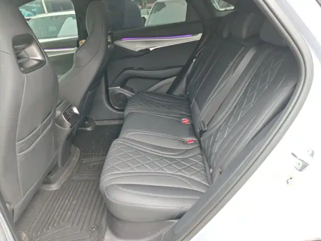 BYD Sealion 07 EV — Фото автомобиля 16