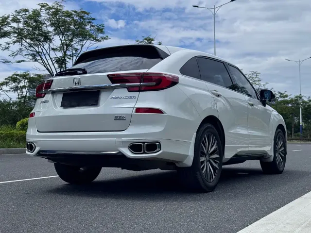 Honda Avancier — Фото автомобиля 10