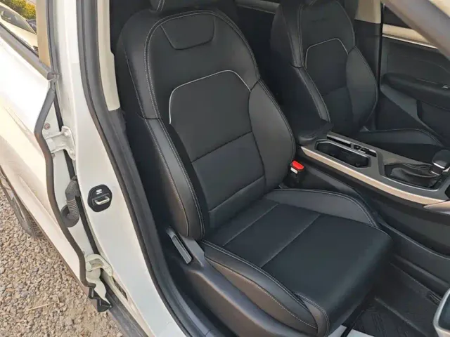 Geely Binyue — Фото автомобиля 24