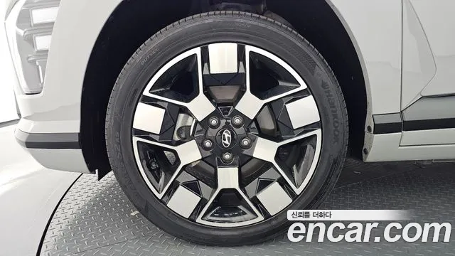 Hyundai Kona SX2 — Фото автомобиля 5