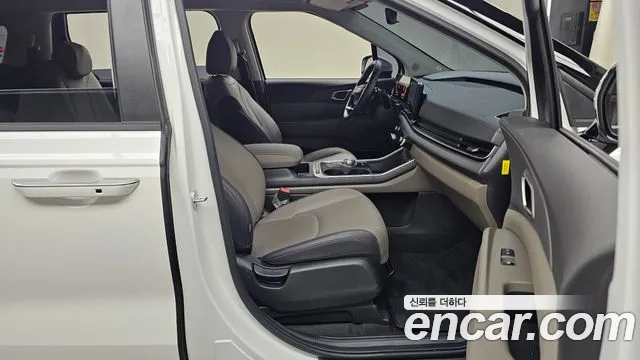 Kia Carnival 4th Gen — Фото автомобиля 16