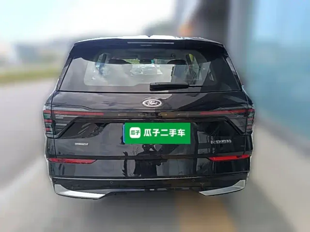 Ford Edge — Фото автомобиля 7