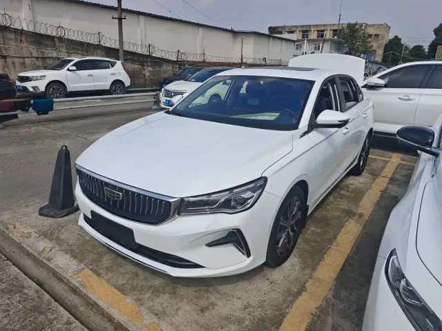 Фотография автомобиля — Geely Emgrand