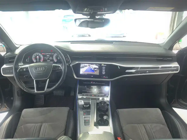 Audi A6L — Фото автомобиля 10