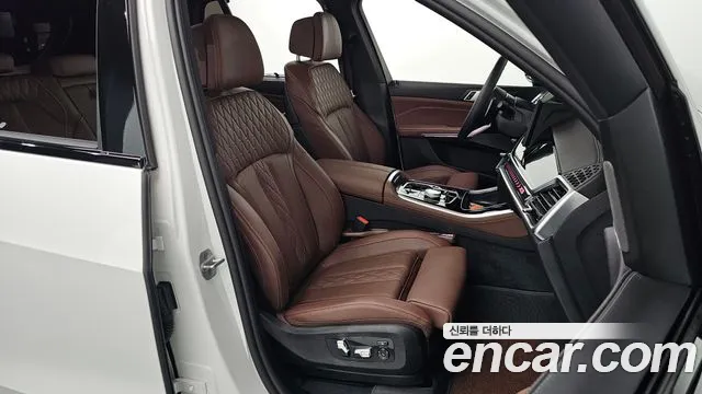 BMW X5 xDrive 40i M Sport — Фото автомобиля 25