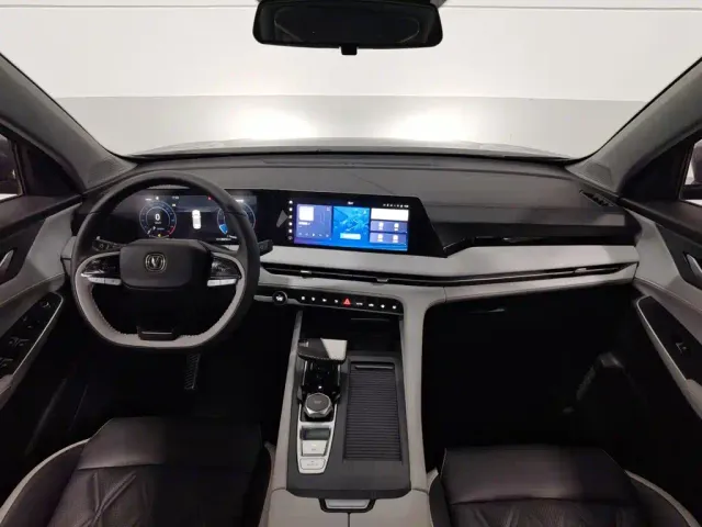 Changan CS75 Plus — Фото автомобиля 5