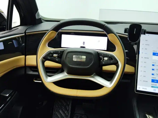 Geely Galaxy L7 — Фото автомобиля 15