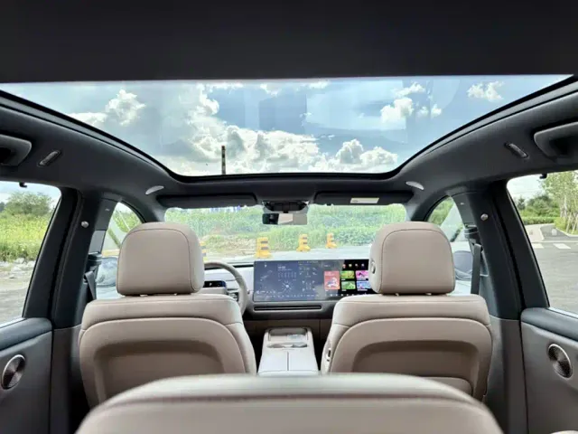 Li Auto i6 — Фото автомобиля 10
