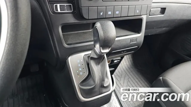 Hyundai Staria Staria Карго 5 мест — Фото автомобиля 9