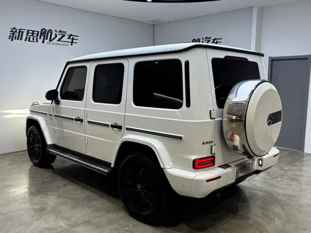 Mercedes-Benz G-Class — Фото автомобиля 7