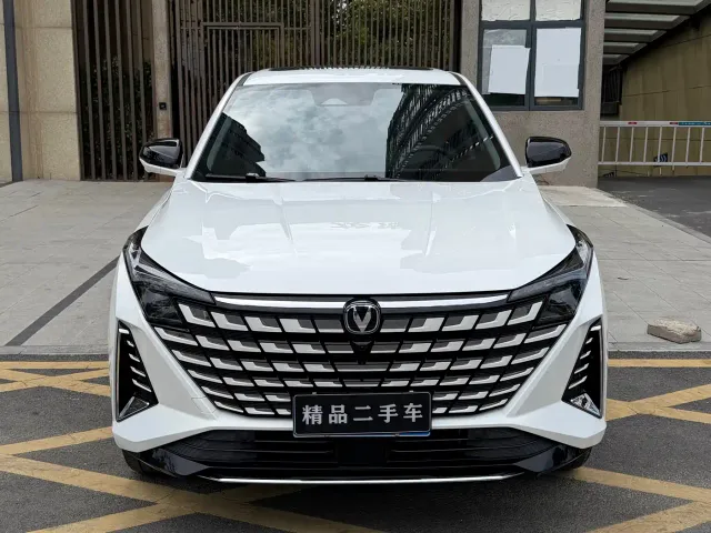 Changan UNI-Z — Фото автомобиля 2