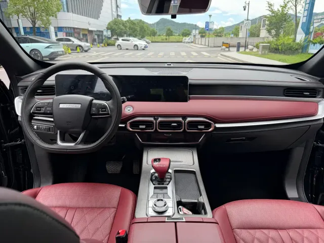 Jetour X70 Plus — Фото автомобиля 16