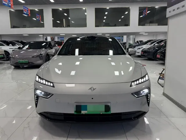 Dongfeng eπ 007 — Фото автомобиля 2