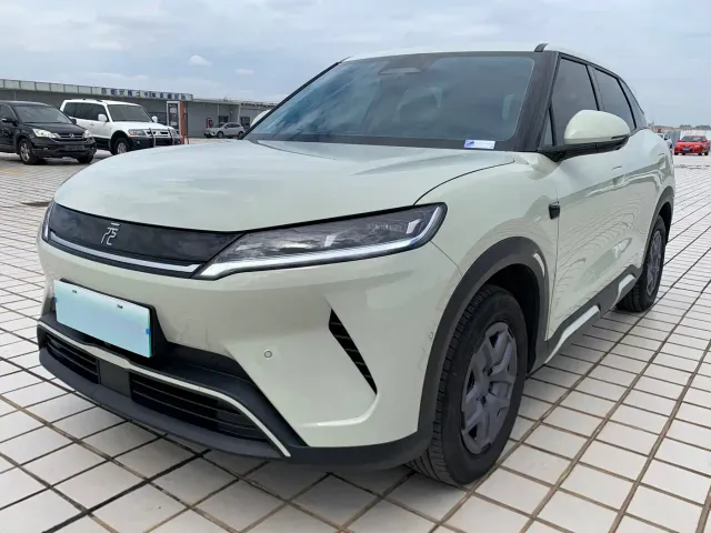Фотография автомобиля — BYD Yuan UP