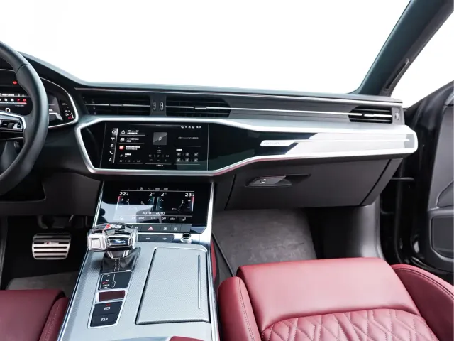 Audi A7L — Фото автомобиля 30