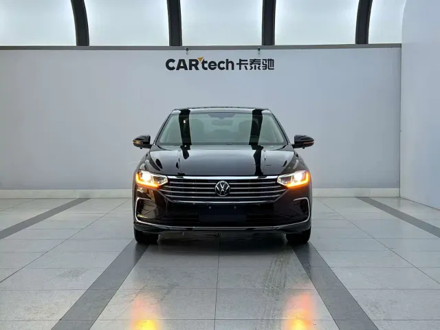 Volkswagen Lavida — Фото автомобиля 3