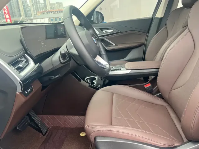 BMW X1 — Фото автомобиля 4