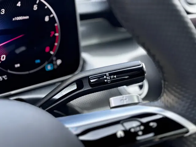 Mercedes-Benz C-Class — Фото автомобиля 16