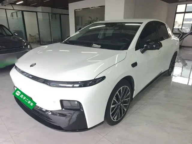 Фотография автомобиля — Leapmotor B01