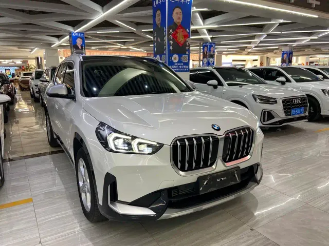 BMW X1 — Фото автомобиля 3