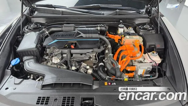 Hyundai Grandeur GN7 — Фото автомобиля 9
