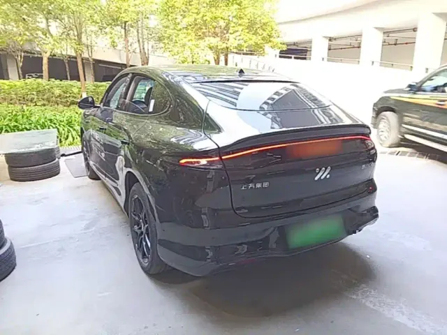 IM Motors LS6 — Фото автомобиля 4