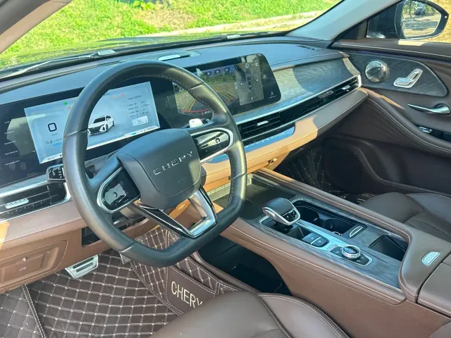 Chery Arrizo 8 — Фото автомобиля 10
