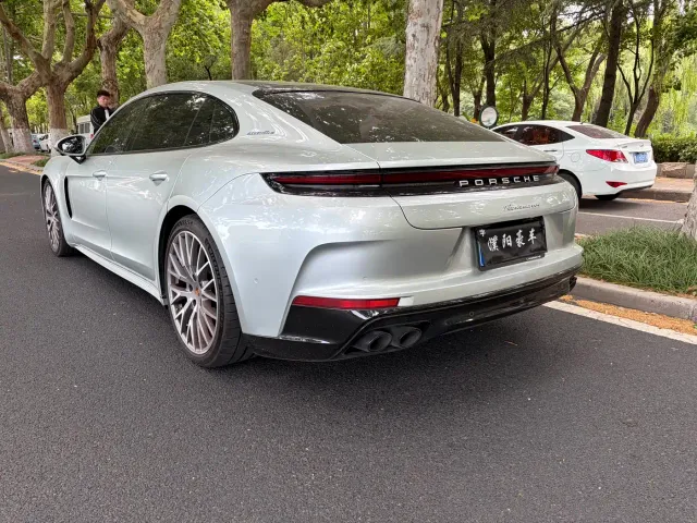 Porsche Panamera — Фото автомобиля 4