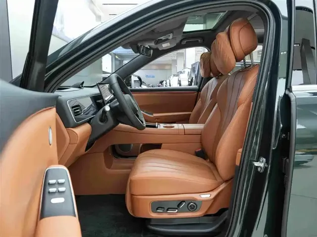 Aito M7 — Фото автомобиля 12