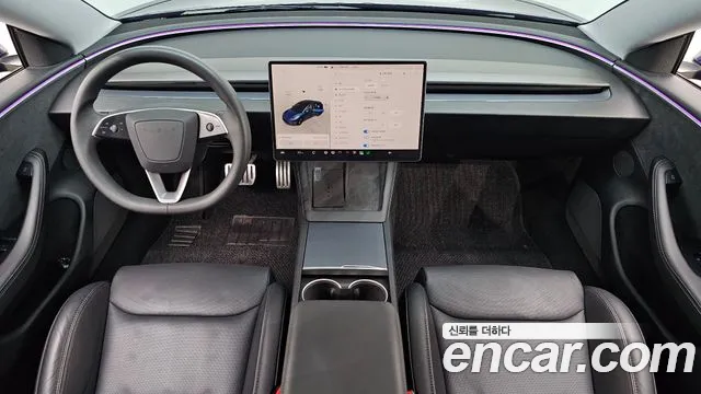 Tesla Model 3 — Фото автомобиля 7