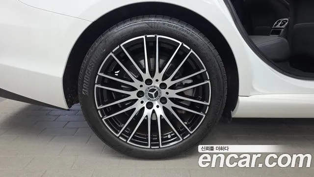 Mercedes-Benz C-Class — Фото автомобиля 4