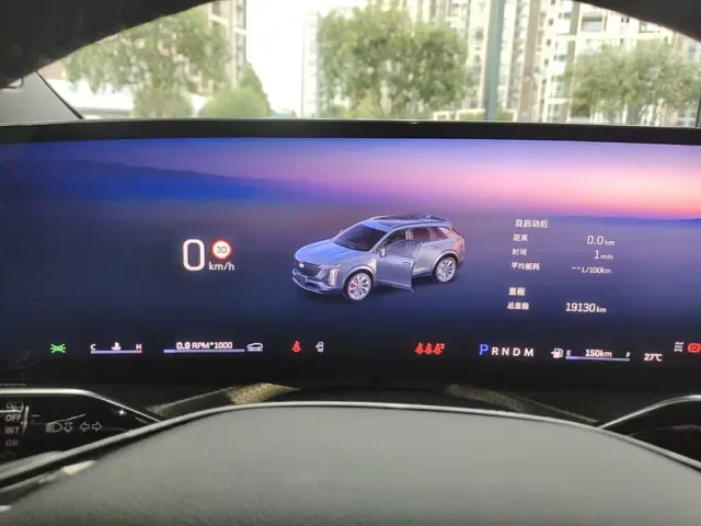 Cadillac XT5 — Фото автомобиля 11