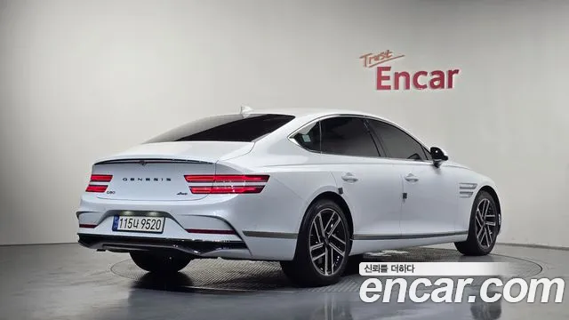 Genesis G80 Бензин 2.5 турбо AWD — Фото автомобиля 2