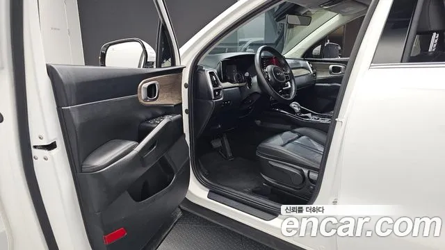 Kia Sorento Sorento 4-е поколение Бензин 2.5T 2WD — Фото автомобиля 9