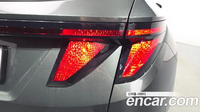 Hyundai Tucson Tucson (NX4) Дизель 2.0 2WD — Фото автомобиля 23