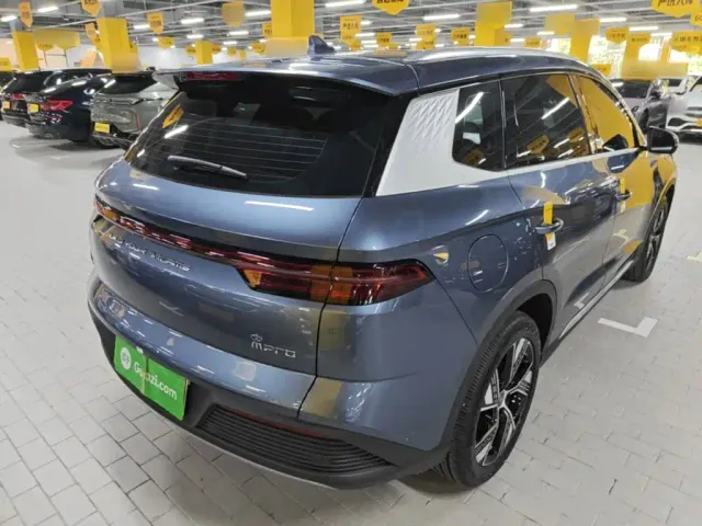 BYD Song Pro — Фото автомобиля 6