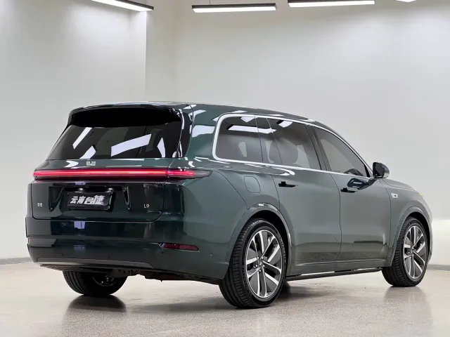 Li Auto L9 — Фото автомобиля 7