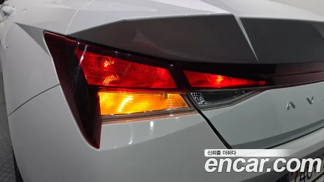 Hyundai AVANTE Avante (CN7) — Фото автомобиля 17