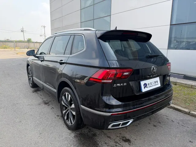 Volkswagen Tiguan L — Фото автомобиля 7