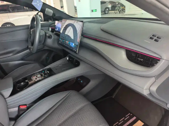 BYD Seal 06 GT — Фото автомобиля 18