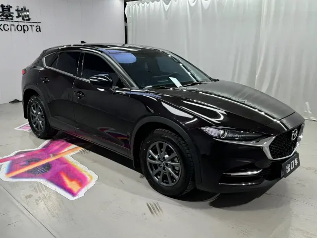 Mazda CX-4 — Фото автомобиля 3