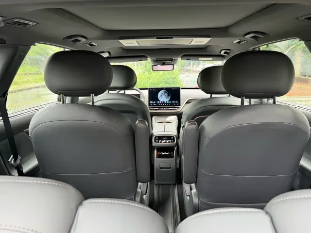 Dongfeng eπ 008 — Фото автомобиля 11