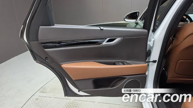 Genesis G80 RG3 — Фото автомобиля 14