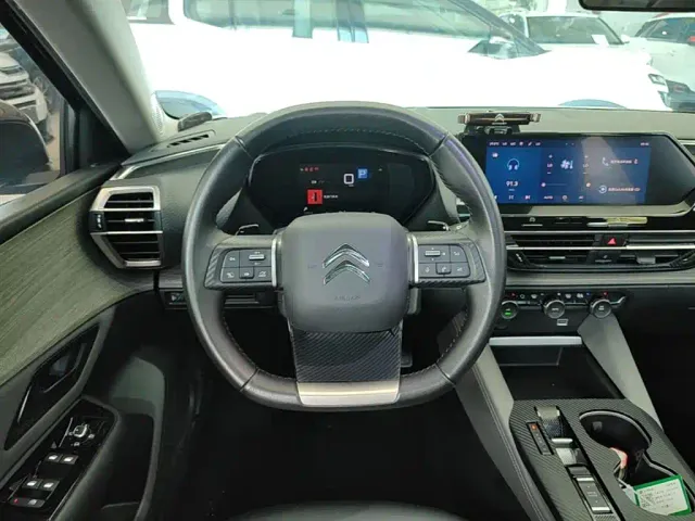 Citroen C5 X — Фото автомобиля 10
