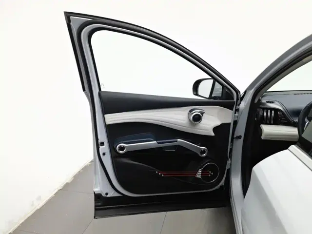 BYD Yuan PLUS — Фото автомобиля 8