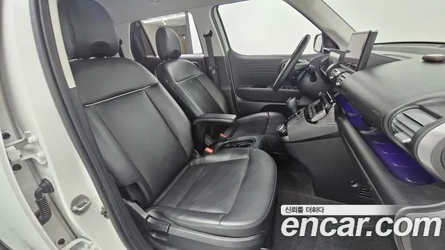 Hyundai Casper Casper Inspiration — Фото автомобиля 25